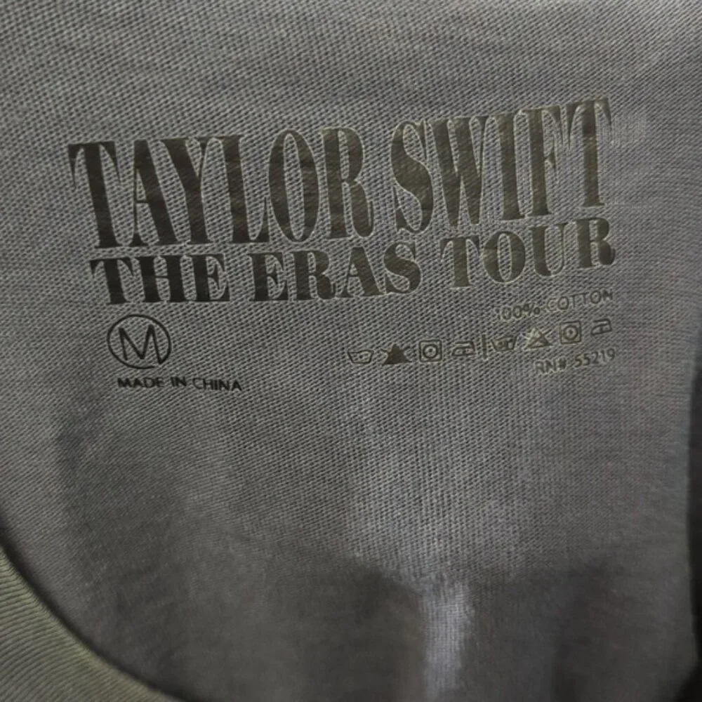 Taylor Swift T-Shirt Women's M Gray The Eras Tour Tee Pop Music Merch Swifties - Picture 3 of 7